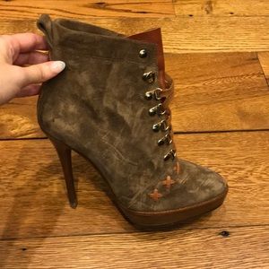 Suede Ralph Lauren Purple Label Bootie.